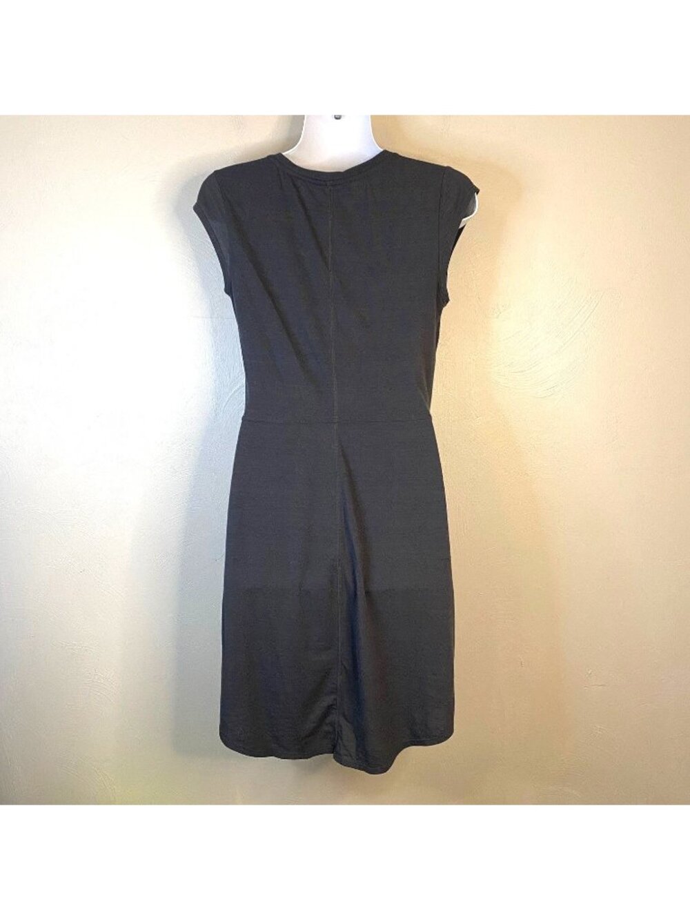 The North Face V-neck E Z T-shirt Dress Sz XS Gray Zip Pockets Outdoors Hiking - Picture 4 of 16